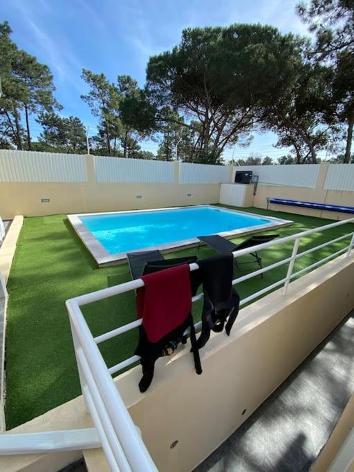 Cozy Surf House Villa Charneca  Exteriör bild